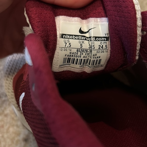 Nike zoom fly running shoes - Picture 4 of 4